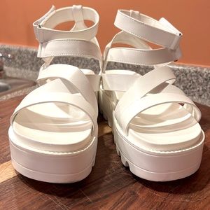 Nasty Gal, Back on Your Feet White Strappy Sandal, size 8